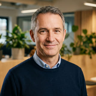 James Mitchell, Diretor Executivo da Contivança, em imagem de perfil